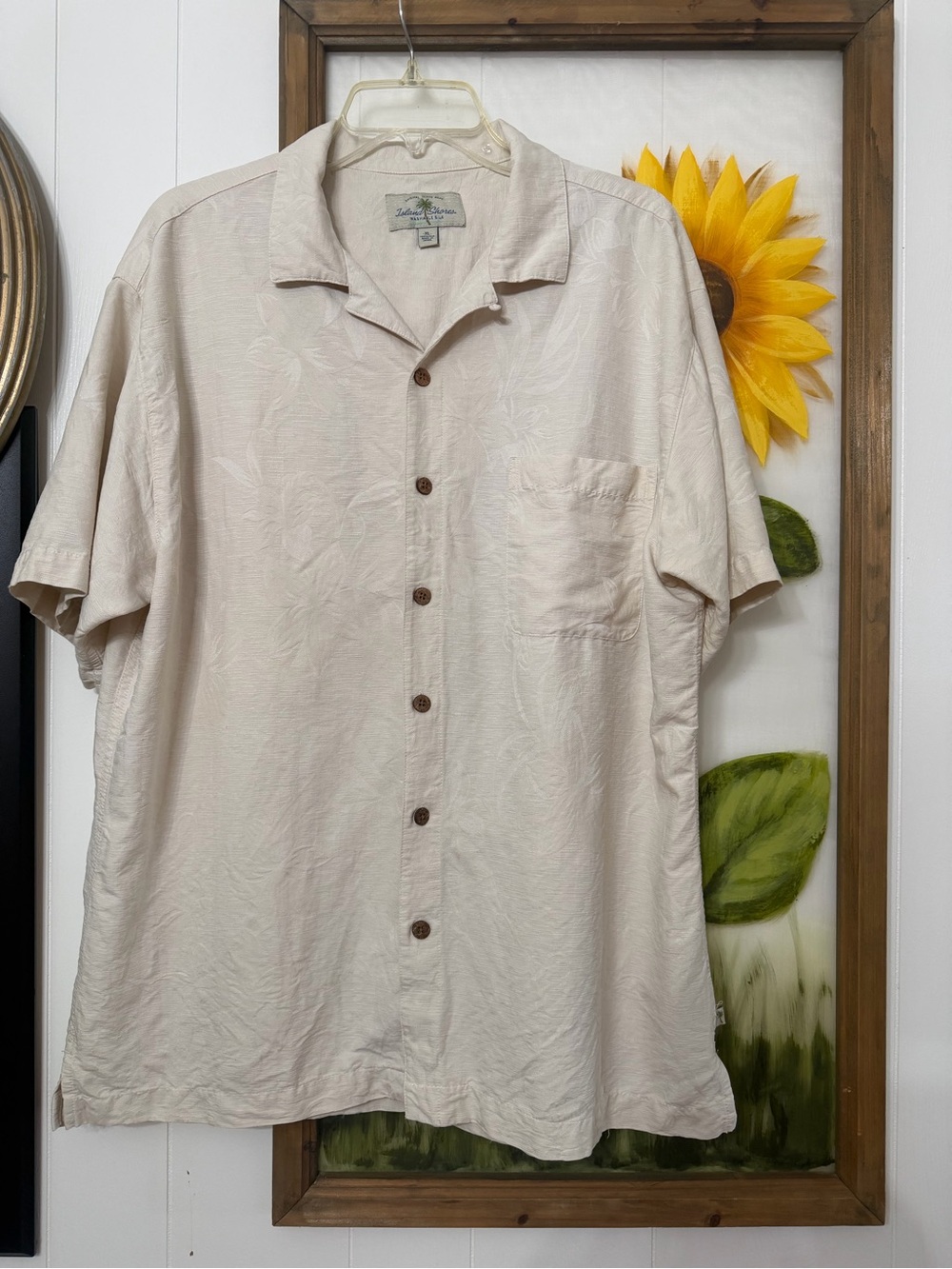 90-Y2K VTG Silk Cream Short-Sleeve Hawaiian Style Shirt with Subtle Texture